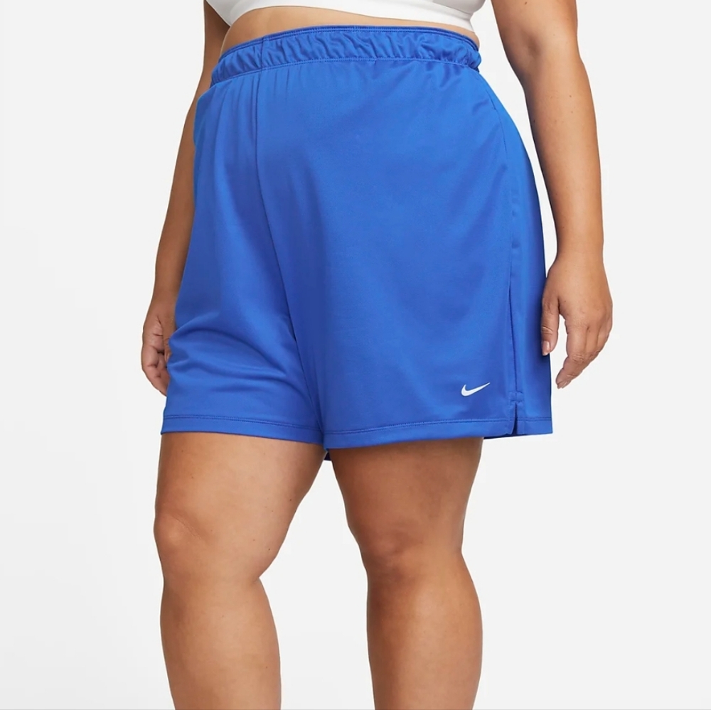 NWT plus size Nike training shorts